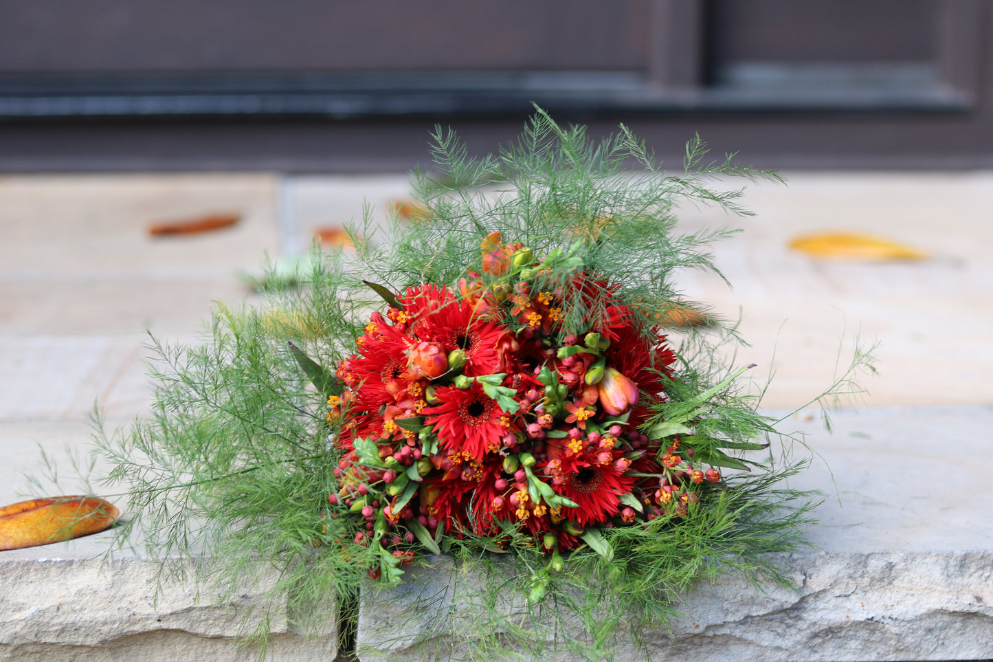 fall-red-orange-green-bouquet-vivid